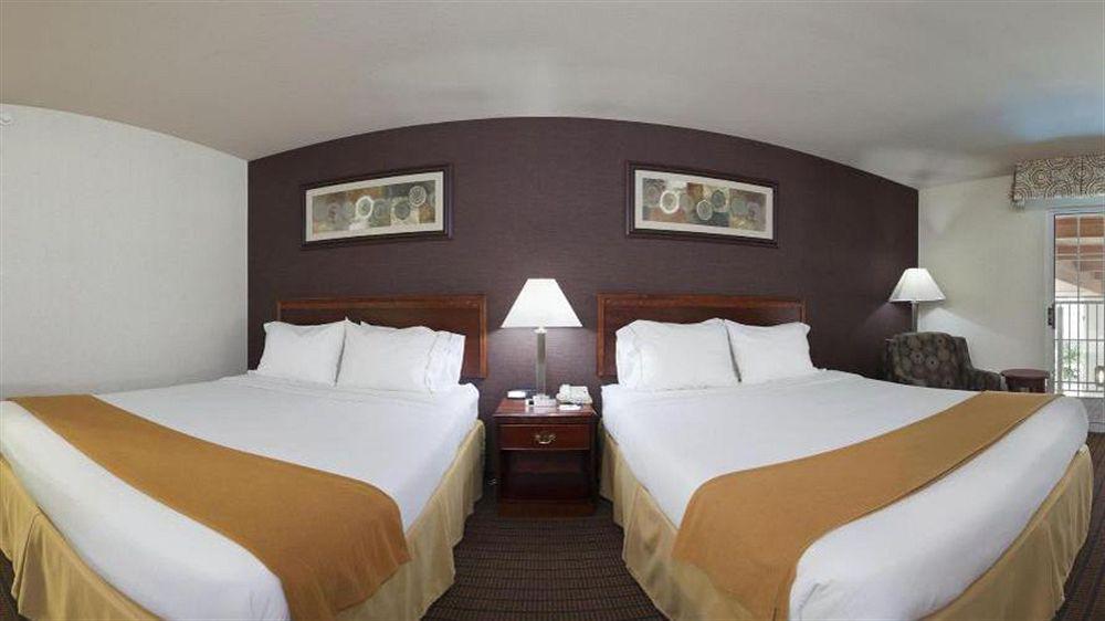 Holiday Inn Express Grand Rapids Southwest By Ihg Grandville Zewnętrze zdjęcie